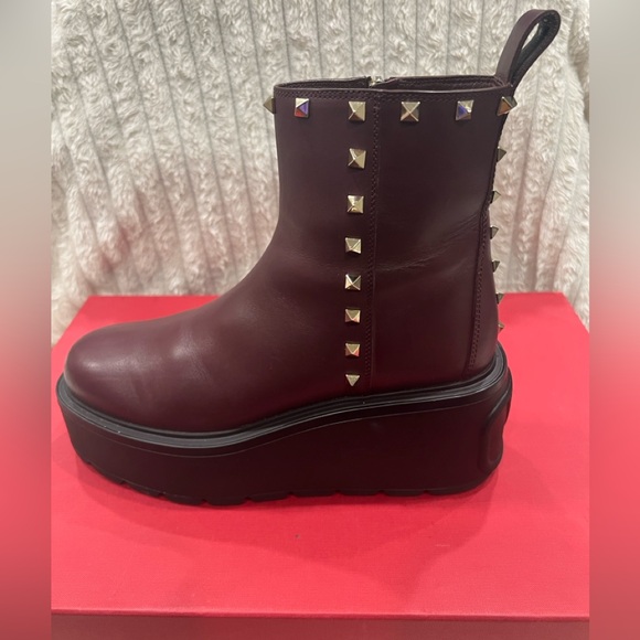 Valentino Garavani Rockstud VLOGO 85 Burgundy Leather Platform Boots 41EU/11US - Picture 5 of 17